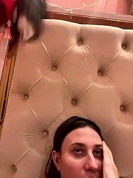 Flossy Vettie online show from January 12, 2026, 7:30 pm