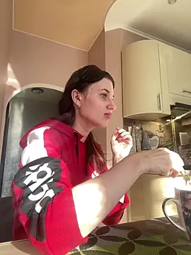 Flossy Vettie online show from February 10, 2026, 8:29 am