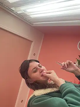 Flossy Vettie online show from March 6, 2026, 11:39 am