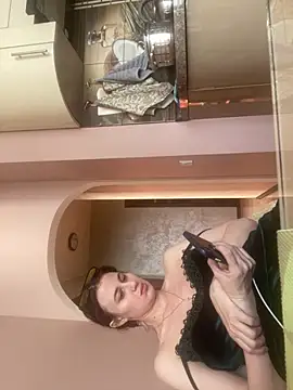 Flossy Vettie online show from March 11, 2026, 12:55 pm