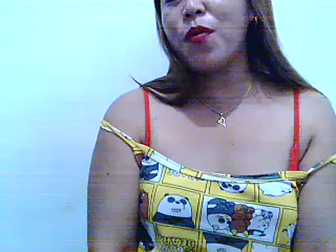Snapshot of yummytitsxxx168 chatting on August 4, 2026, 2:48 am yummytitsxxx168 online show from August 4, 2026, 2:48 am