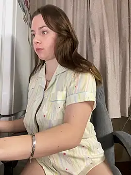 NastyushaaLove online show from July 4, 2026, 8:37 pm