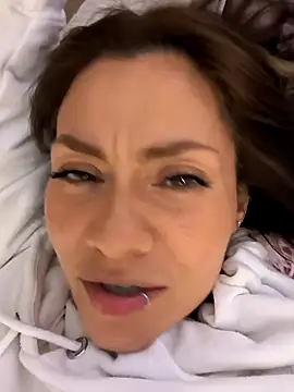 SamyJones9 online show from September 22, 2025, 12:23 am