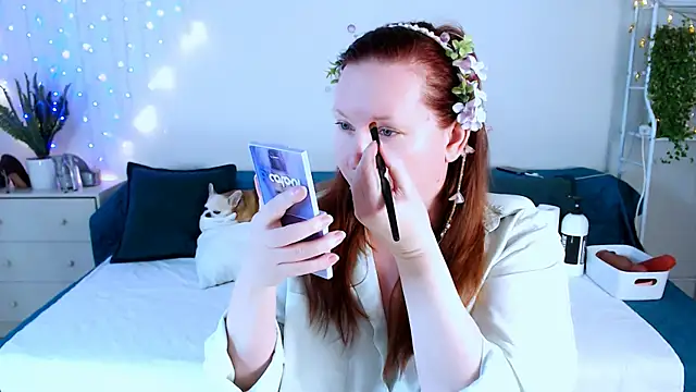 Snapshot of GoddessLara chatting on November 28, 2025, 12:13 am GoddessLara online show from November 28, 2025, 12:13 am