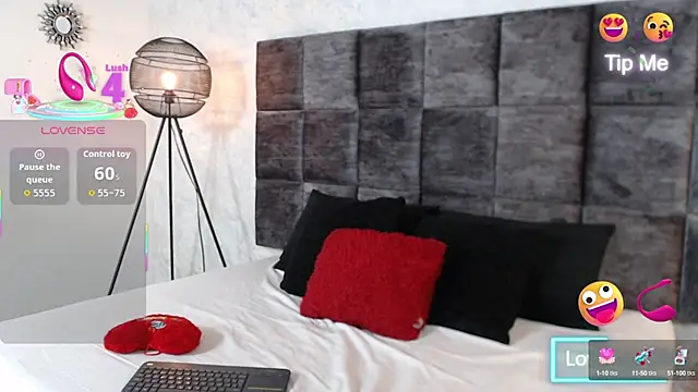 Snapshot of SusanRodriguez_ chatting on October 7, 2025, 9:45 pm SusanRodriguez online show from October 7, 2025, 9:45 pm