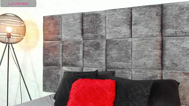 Snapshot of SusanRodriguez_ chatting on October 28, 2025, 10:01 pm SusanRodriguez online show from October 28, 2025, 10:01 pm