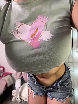 Emmily 19 online show from February 12, 2025, 10:59 pm