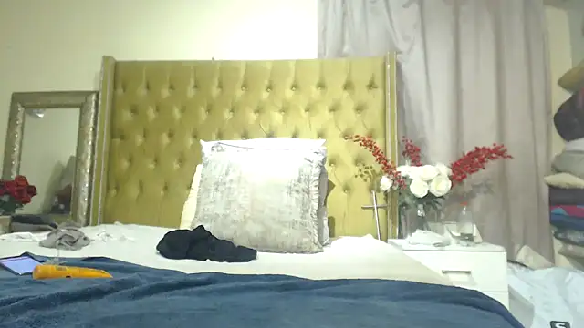 xXXSexyamazon online show from March 15, 2025, 11:50 pm