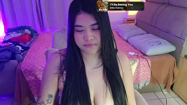 feluriana online show from May 19, 2026, 12:27 am