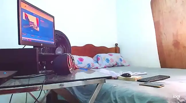 cositarrica xxx online show from February 15, 2025, 3:39 pm