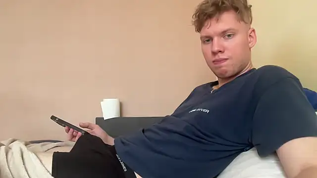 sexybooii6968 online show from October 7, 2025, 12:57 pm