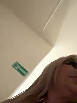 Snapshot of scarlett_sexx69 chatting on September 22, 2025, 6:54 pm scarlett sexx69 online show from September 22, 2025, 6:54 pm