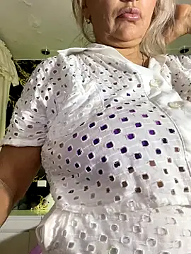 Snapshot of scarlett_sexx69 chatting on October 22, 2025, 6:40 pm scarlett sexx69 online show from October 22, 2025, 6:40 pm