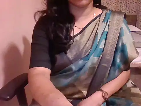 Snapshot of Pinky_4 chatting on April 18, 2026, 6:01 pm Pinky 4 online show from April 18, 2026, 6:01 pm
