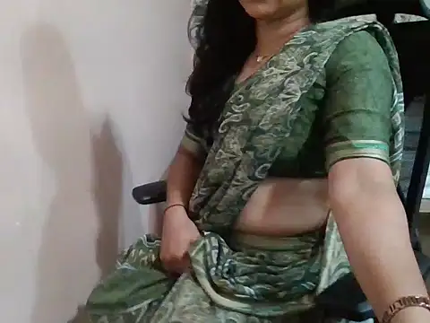 Snapshot of Pinky_4 chatting on May 9, 2026, 6:18 am Pinky 4 online show from May 9, 2026, 6:18 am