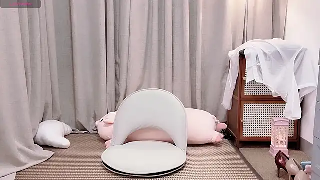 Snapshot of tiramesusu chatting on November 9, 2025, 8:12 am tiramesusu online show from November 9, 2025, 8:12 am