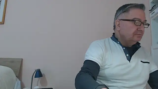 YOU6me online show from February 18, 2025, 2:49 pm