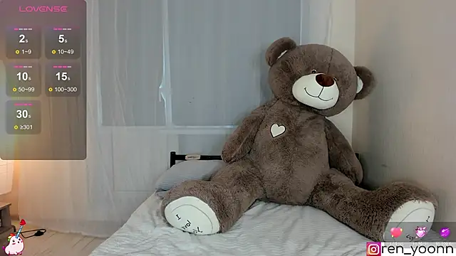 Snapshot of Ren_yoon chatting on June 22, 2026, 7:16 am Ren yoon online show from June 22, 2026, 7:16 am