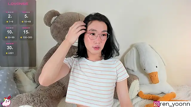 Snapshot of Ren_yoon chatting on July 28, 2026, 6:20 am Ren yoon online show from July 28, 2026, 6:20 am