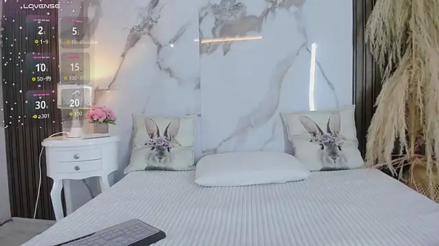 hannahill69 online show from January 14, 2026, 4:07 am