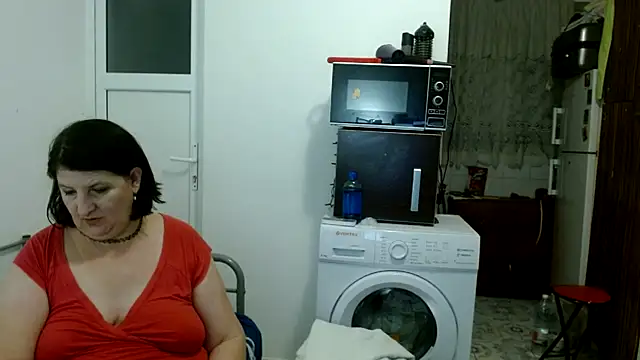 RidemerafSuzana online show from December 3, 2024, 11:57 pm