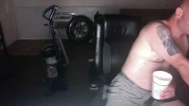 Snapshot of palidin1 chatting on April 13, 2026, 9:04 am palidin1 online show from April 13, 2026, 9:04 am