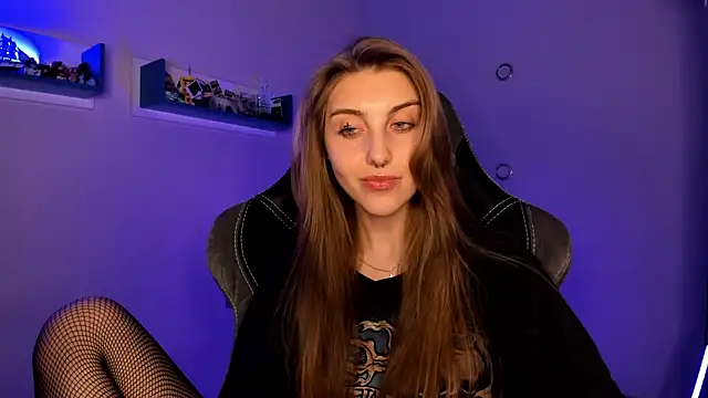 CassiaBlade1 online show from January 31, 2025, 7:51 pm