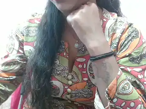 LovingPihu online show from January 31, 2025, 8:43 am