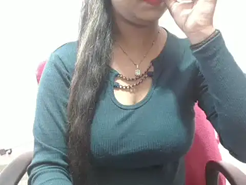 LovingPihu online show from February 1, 2025, 6:00 am