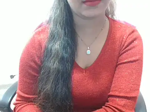 LovingPihu online show from February 3, 2025, 8:46 am