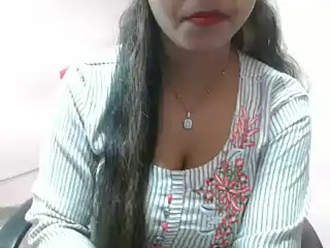 LovingPihu online show from February 7, 2025, 8:22 am