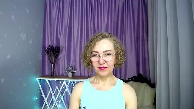 Snapshot of queen_a_n_i chatting on May 10, 2026, 9:58 am queen a n i online show from May 10, 2026, 9:58 am