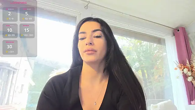 Snapshot of Naila18 chatting on October 18, 2025, 7:20 am Naila18 online show from October 18, 2025, 7:20 am