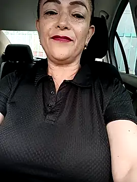 Snapshot of Friendly_2024 chatting on February 5, 2025, 6:48 pm Friendly 2024 online show from February 5, 2025, 6:48 pm