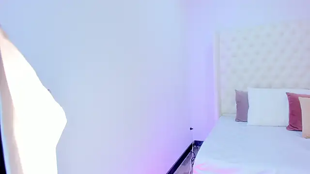 Snapshot of GraceCartier chatting on December 22, 2024, 5:45 am GraceCartier online show from December 22, 2024, 5:45 am