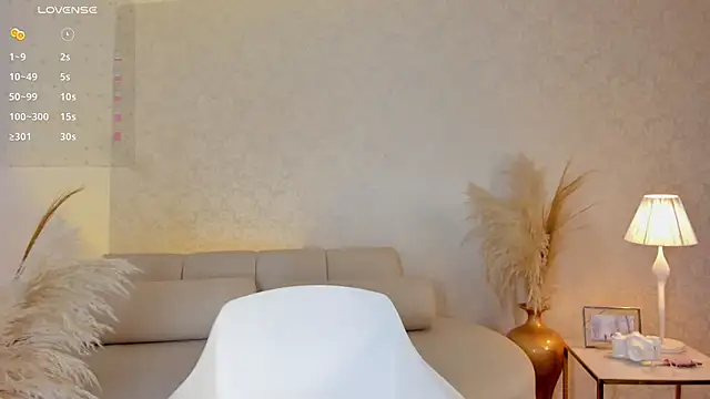 Snapshot of GraceCartier chatting on December 4, 2025, 10:07 pm GraceCartier online show from December 4, 2025, 10:07 pm