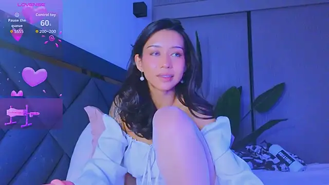 Mia Tin online show from March 8, 2026, 11:58 am