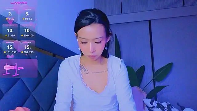 Mia Tin online show from March 15, 2026, 4:46 pm