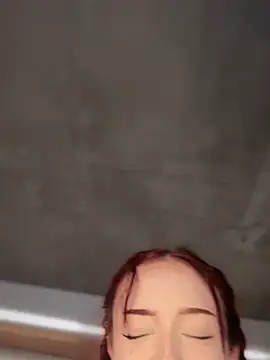 roxxxyrose online show from February 25, 2025, 10:50 pm