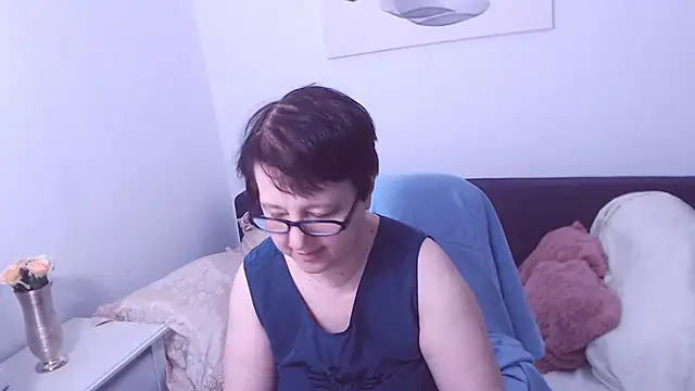 ChristaRose online show from November 2, 2025, 12:57 am