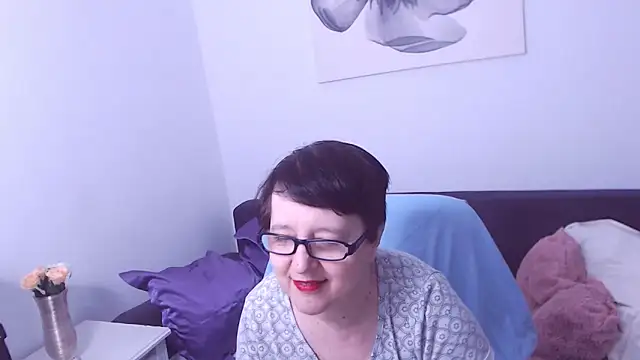 ChristaRose online show from November 5, 2025, 11:05 pm