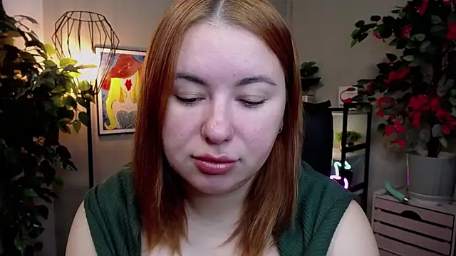 LAYLAxSTAR online show from October 2, 2025, 6:31 am