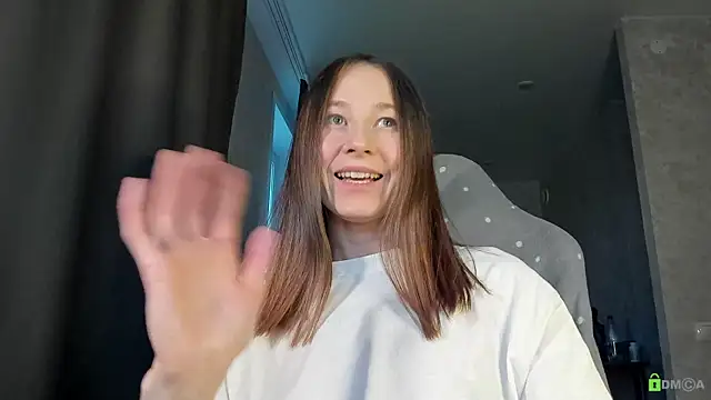 Courtney Luv online show from October 6, 2025, 1:30 pm