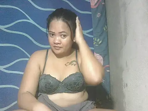 amariaxxx388 online show from June 27, 2026, 1:21 am