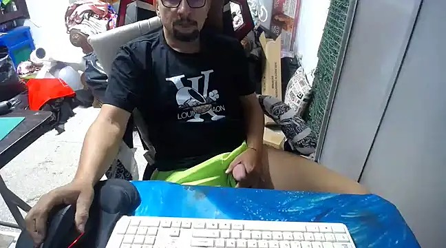 alexam galxh online show from February 5, 2025, 2:48 pm