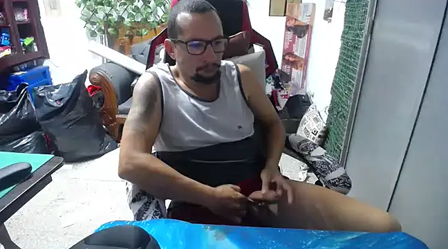 alexam galxh online show from February 12, 2025, 10:59 pm