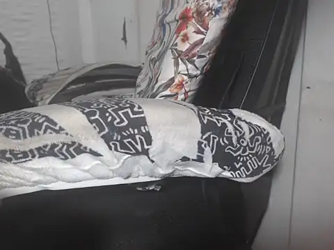 alexam galxh online show from November 5, 2025, 4:29 pm