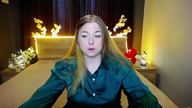 JessikaDaniel online show from April 13, 2026, 6:30 am