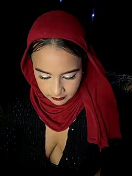 Snapshot of Maryam_yamal chatting on October 4, 2025, 8:18 pm Maryam yamal online show from October 4, 2025, 8:18 pm