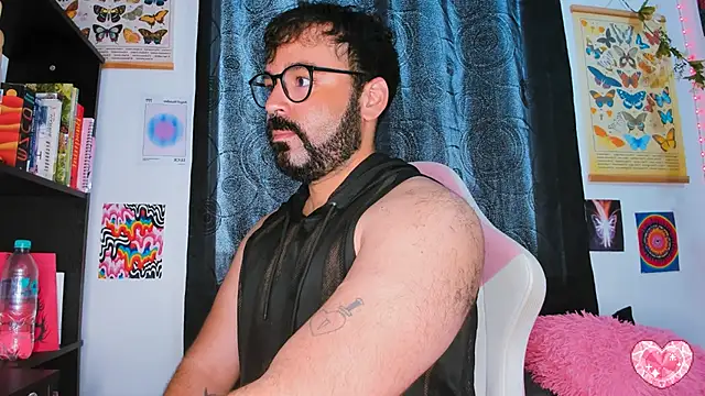 Snapshot of johnnyalx chatting on March 17, 2025, 3:07 pm johnnyalx online show from March 17, 2025, 3:07 pm